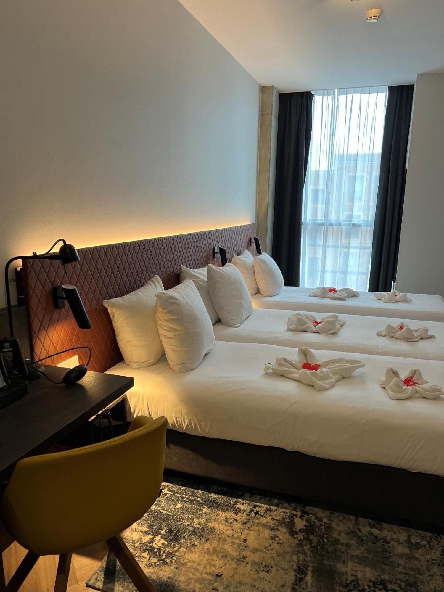 Hotel New Kit Amsterdam Bagian luar foto